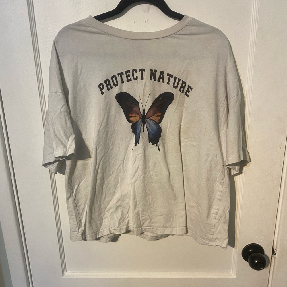 White protect nature woman’s shirt